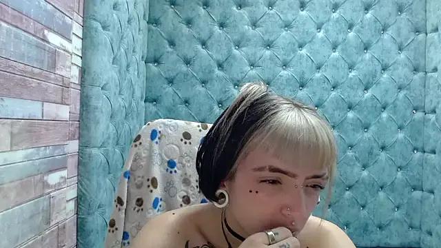 Samantha_Smiith from StripChat