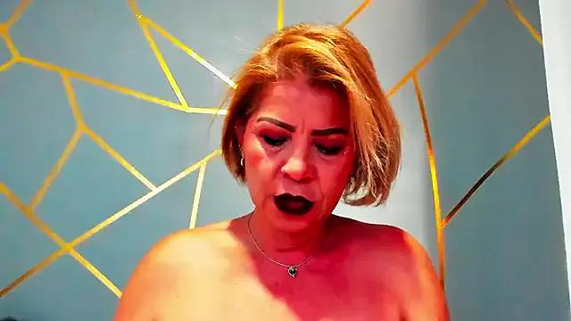 SamanthaaJoness from StripChat