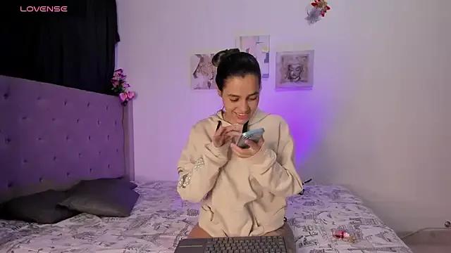 Samara_jonness from StripChat