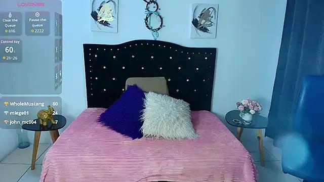 SammySmall_F_w from StripChat