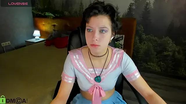 Sara_Frayer from StripChat