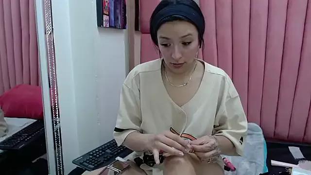 Sarah_Hornny from StripChat