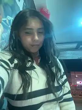 Sarah_moon2 from StripChat