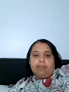 Sarahhh1987 from StripChat