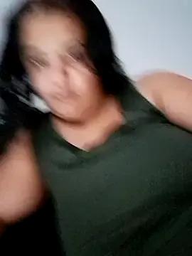 Sarahhh1987 from StripChat