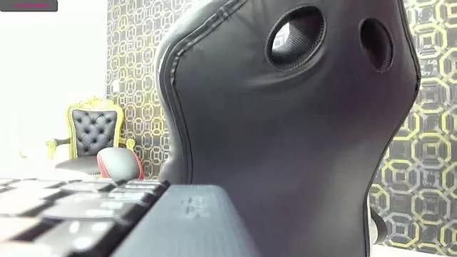 sarakaisy from StripChat