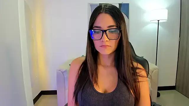 SaraParker_ from StripChat