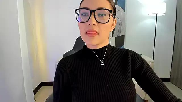 SaraParker_ from StripChat