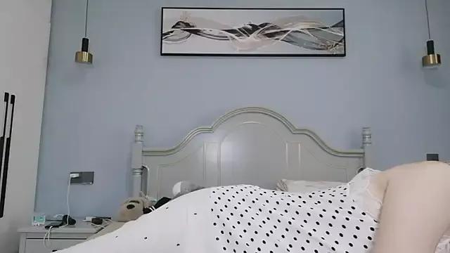 Naked Room sasa-loves 
