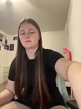 Naked Room Sasha_Kitten 