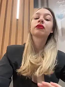 SashaCatt from StripChat