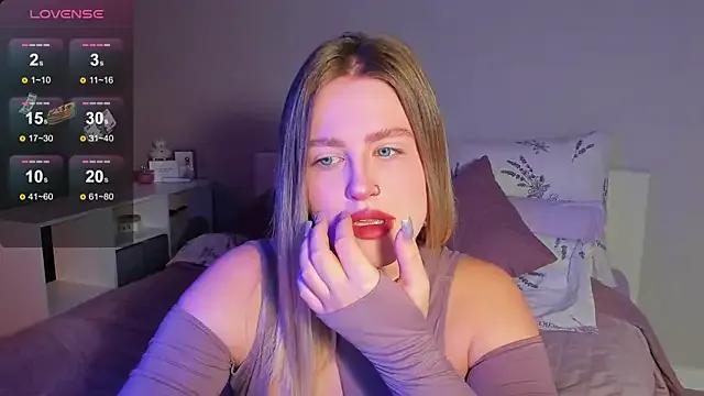 Sassy_Talkin_ from StripChat