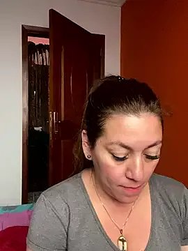 SCARLET-20 from StripChat