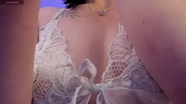 ScarletGV from StripChat