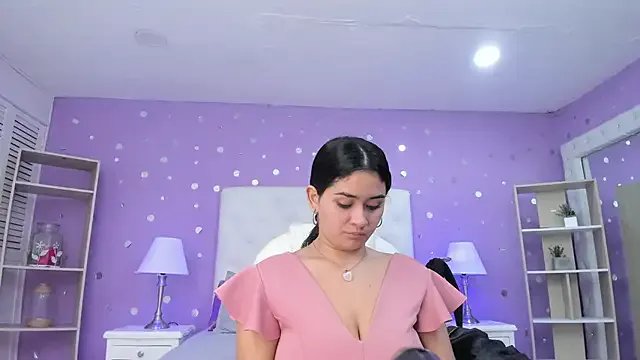 scarlette_15_ from StripChat