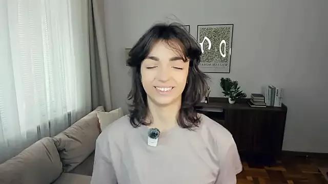 ScorpioChillar from StripChat