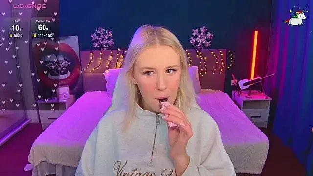 Selenatrend from StripChat