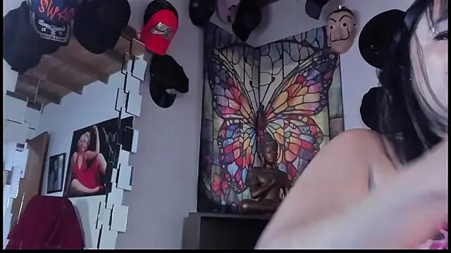 Seleneh from StripChat