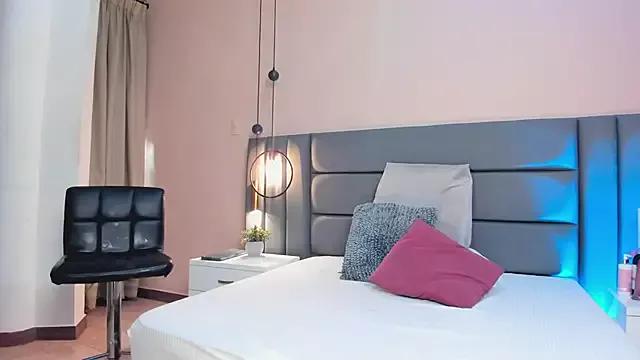 Naked Room SeleneLujan 