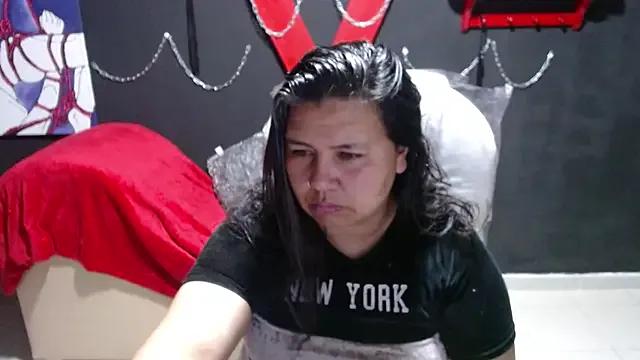 Serenamystsh from StripChat