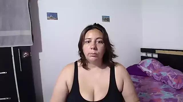 Sexxy_ticki from StripChat