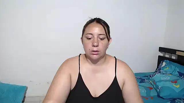Sexxy_ticki from StripChat