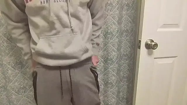 sexybigdick04 from StripChat