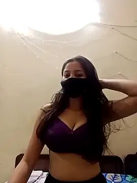 sexyyy_sonia from StripChat