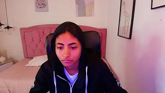 shaneelle from StripChat