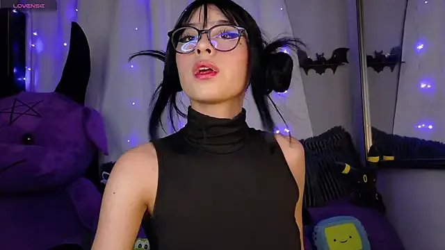 Shar_Succubus from StripChat