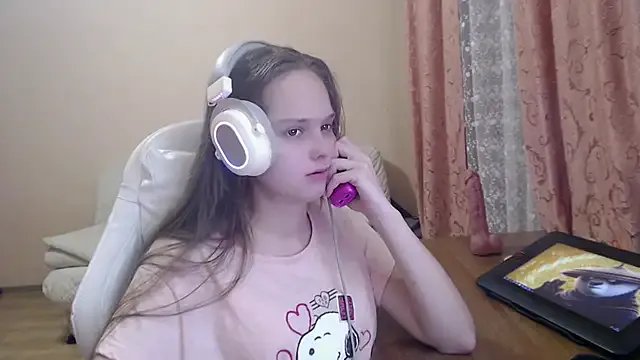 SharybbFace from StripChat