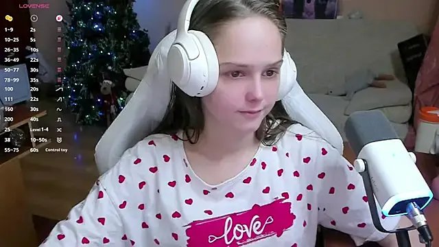 SharybbFace from StripChat