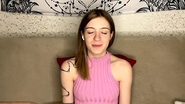 Shining_Robi from StripChat