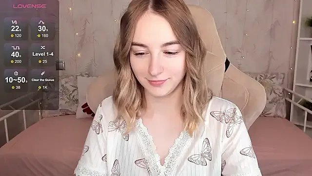 Shy_Polly from StripChat