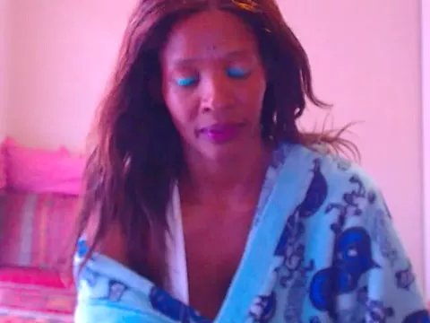 Silkytitss from StripChat