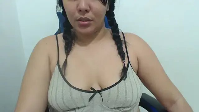 sinay024 from StripChat