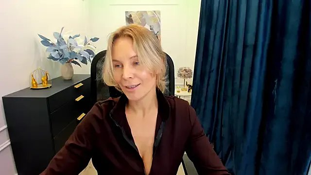 Sinty_Devis from StripChat