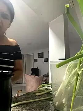 siri_duque from StripChat