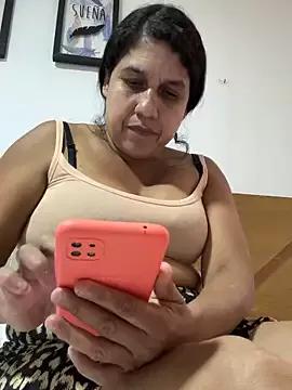 siri_duque from StripChat