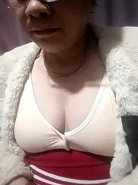small-house123 from StripChat