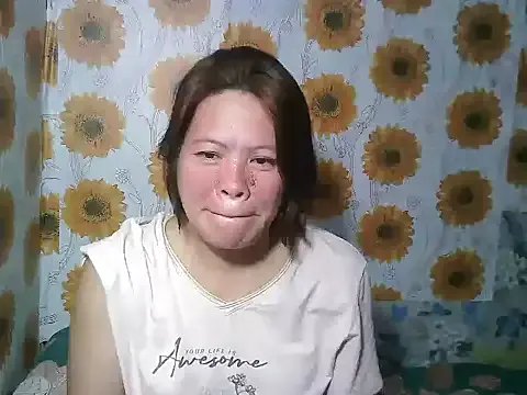 Smilinglovely from StripChat