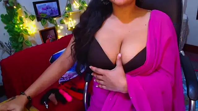 SnoowForYou from StripChat