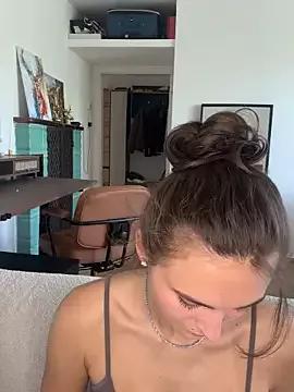 Naked Room SophiiaStarr 