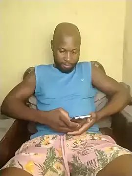 Stallion100 from StripChat