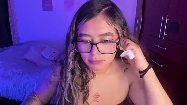 StephaniFox from StripChat