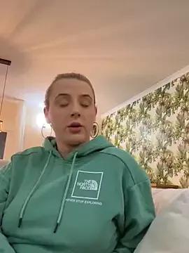 Naked Room Strongqueen 