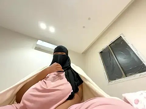 Submissive_Arab from StripChat