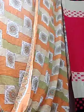 Sugar-n-spicy from StripChat