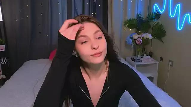 Sunshine-_-Kelly from StripChat