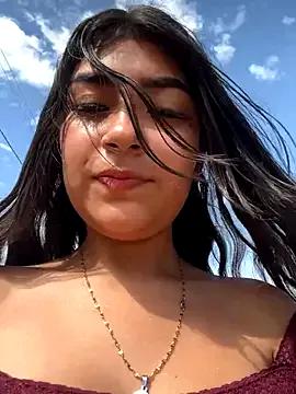 Sweed-virgin-pussy on StripChat 